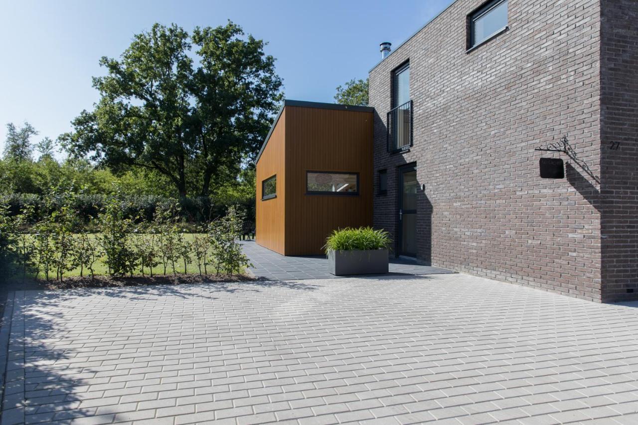 Vakantiehuis Eikzicht Gelegen Aan Het Bos Elsloo  エクステリア 写真